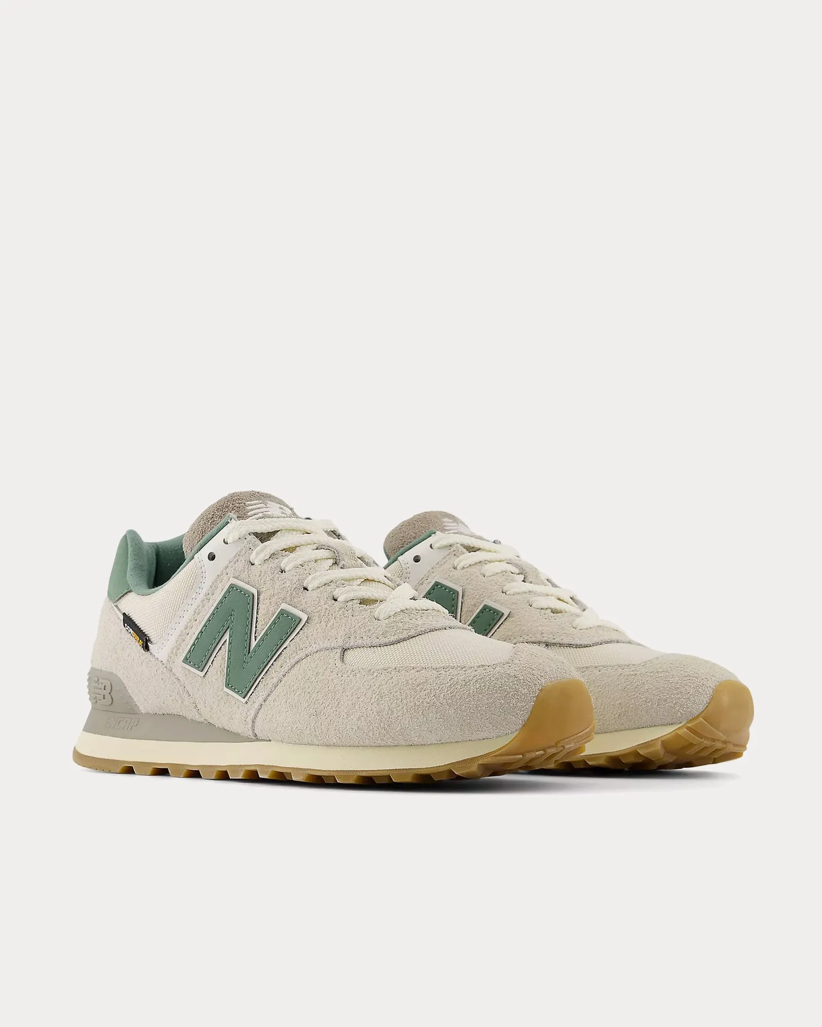574 Calcium / New Spruce Low Top Sneakers