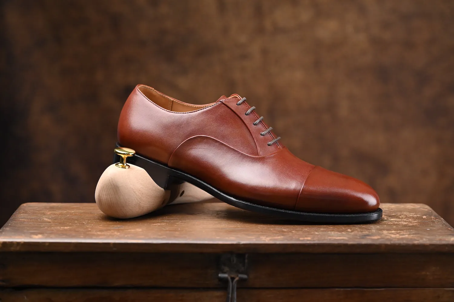 C5 Cap Toe Oxfords