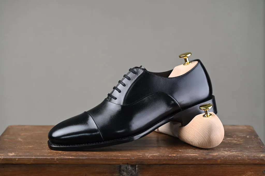 C5 Cap Toe Oxfords