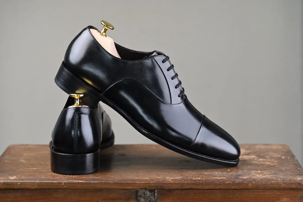 C5 Cap Toe Oxfords
