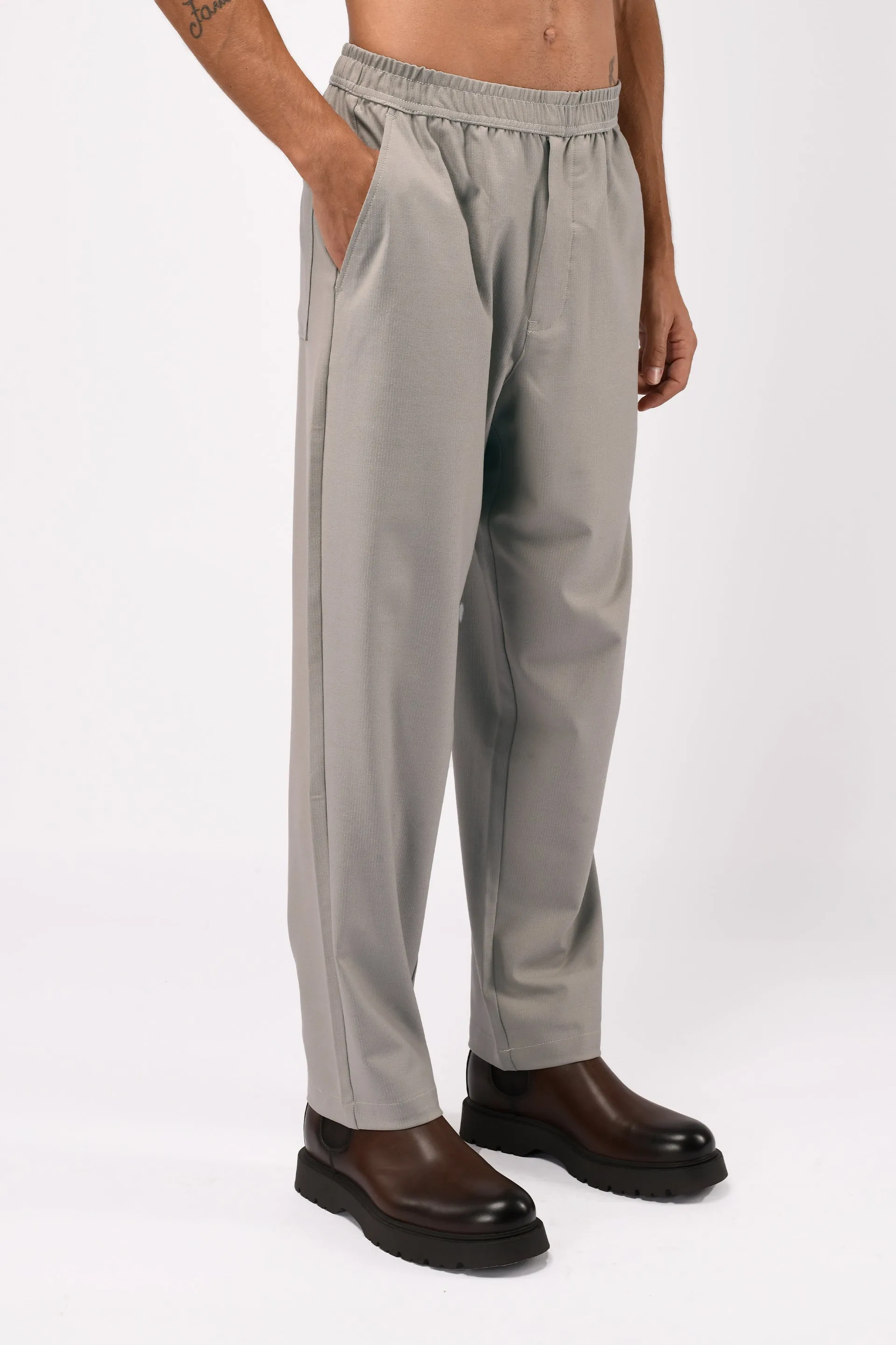 EASY IRON FLEXIWAIST RELAXED TROUSERS IN BEIGE