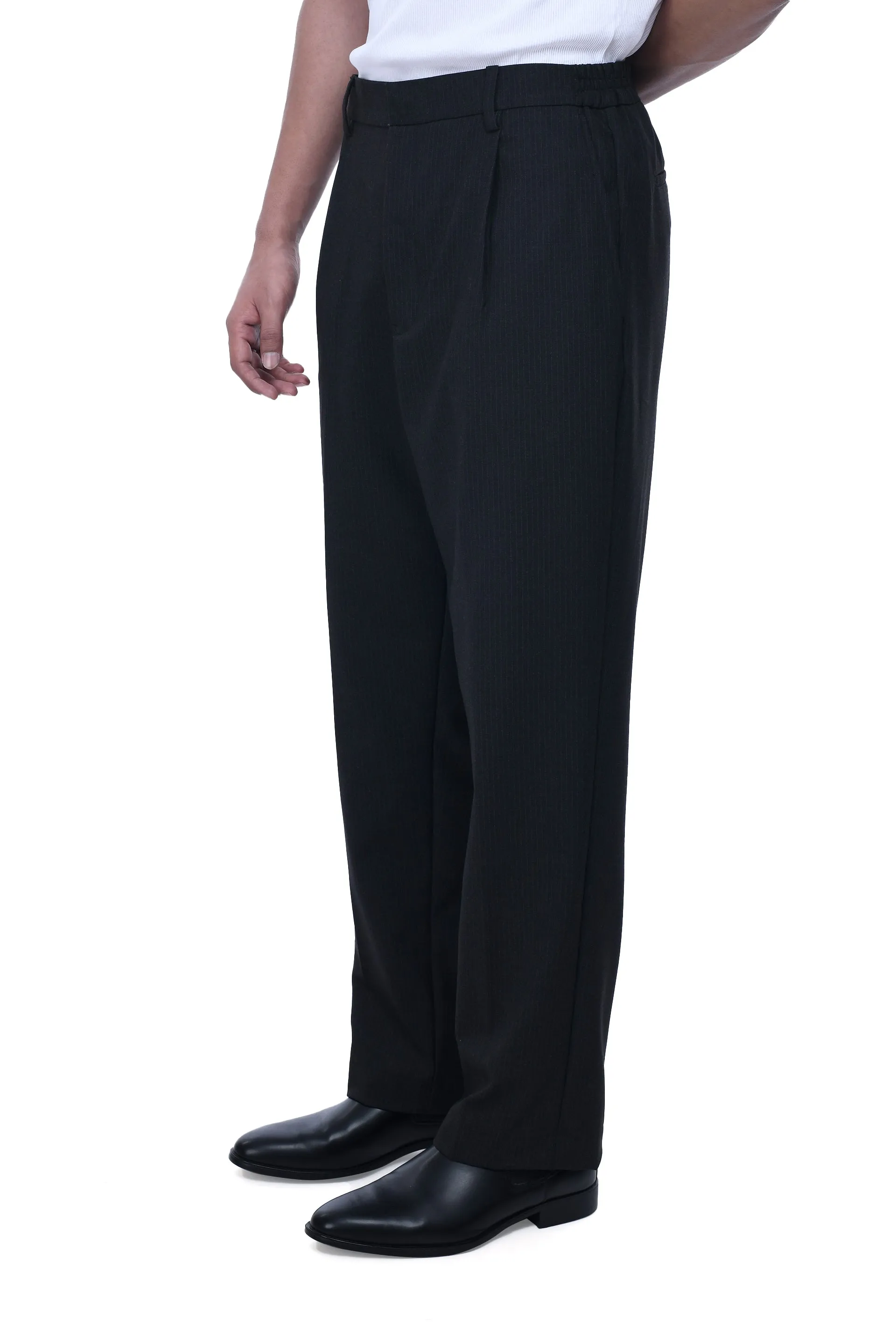 EASY IRON PINSTRIPED RELAXED PANTS IN BLACK