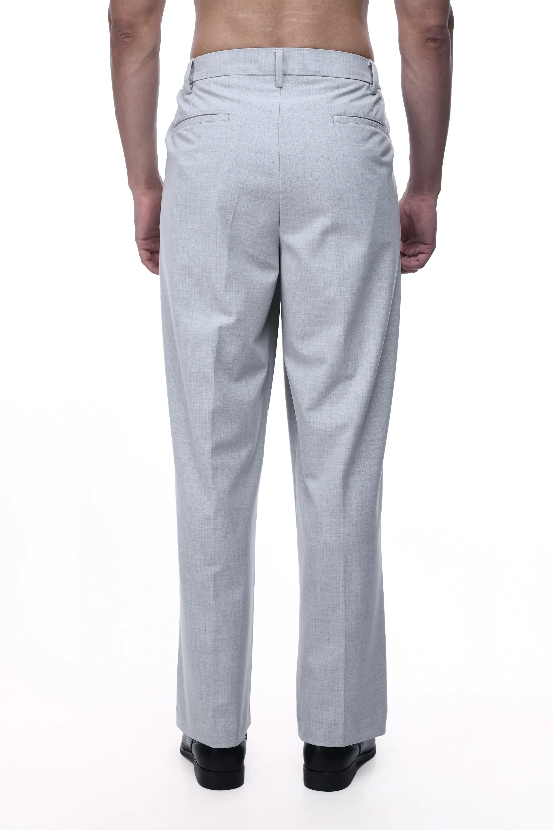 EASY IRON PINSTRIPED RELAXED PANTS IN GREY