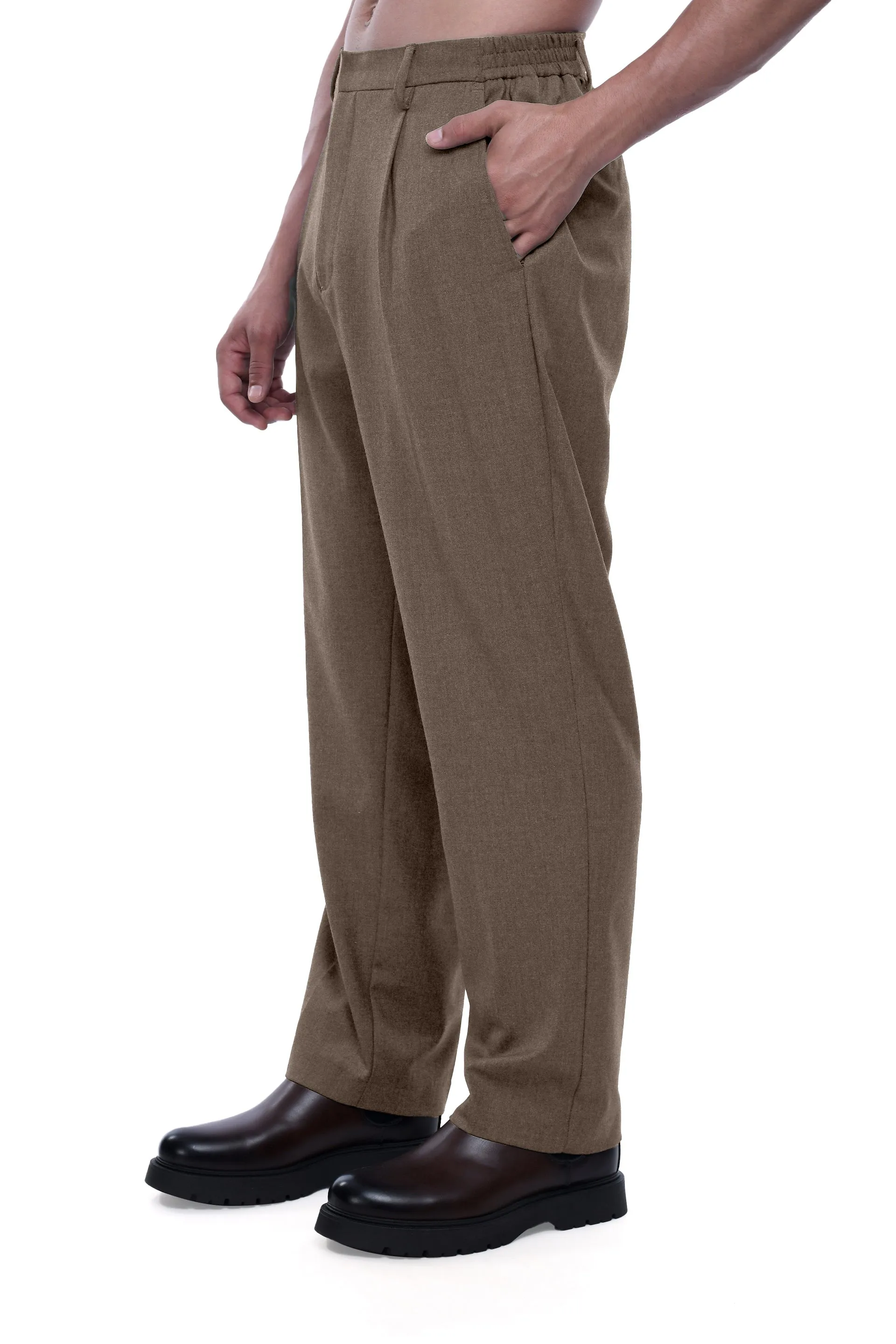 EASY IRON RELAXED TROUSERS IN BEIGE