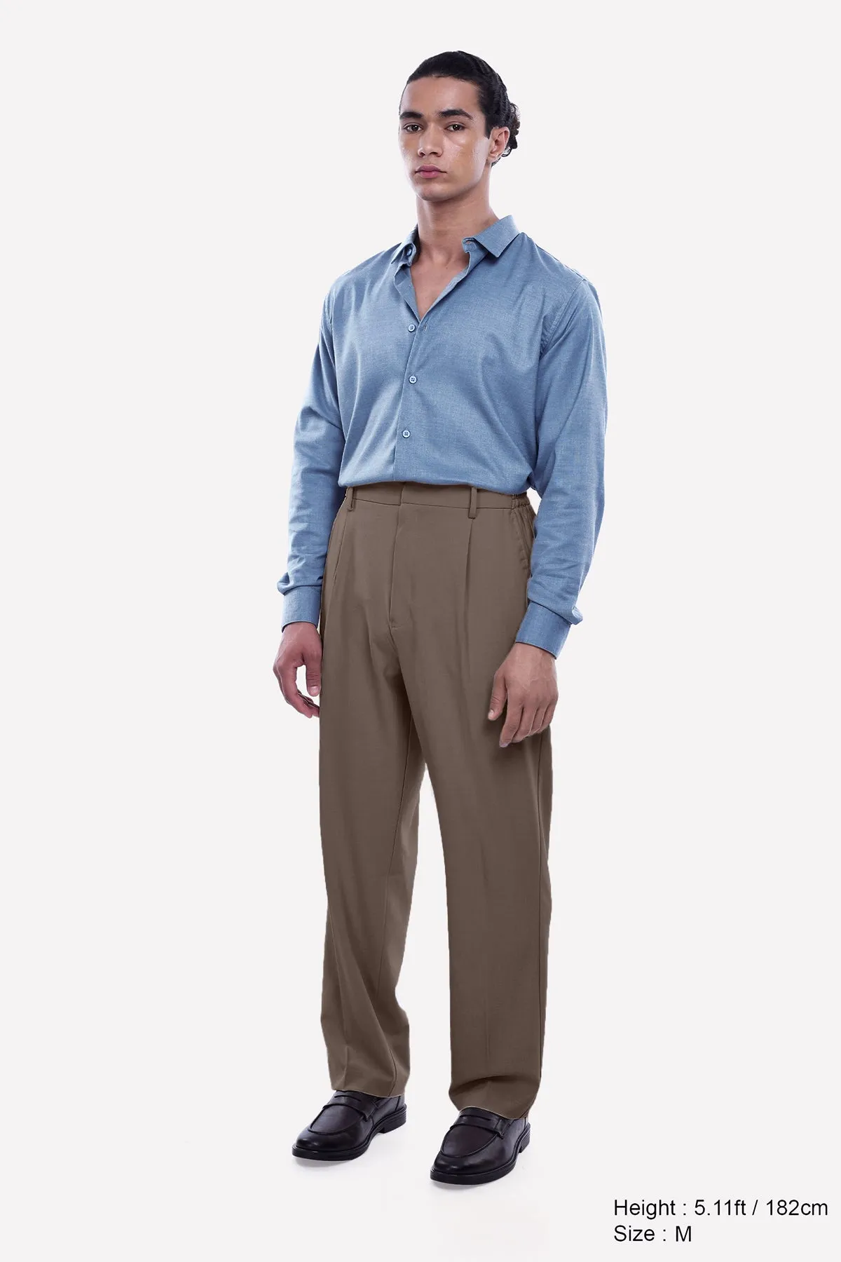 EASY IRON RELAXED TROUSERS IN BEIGE