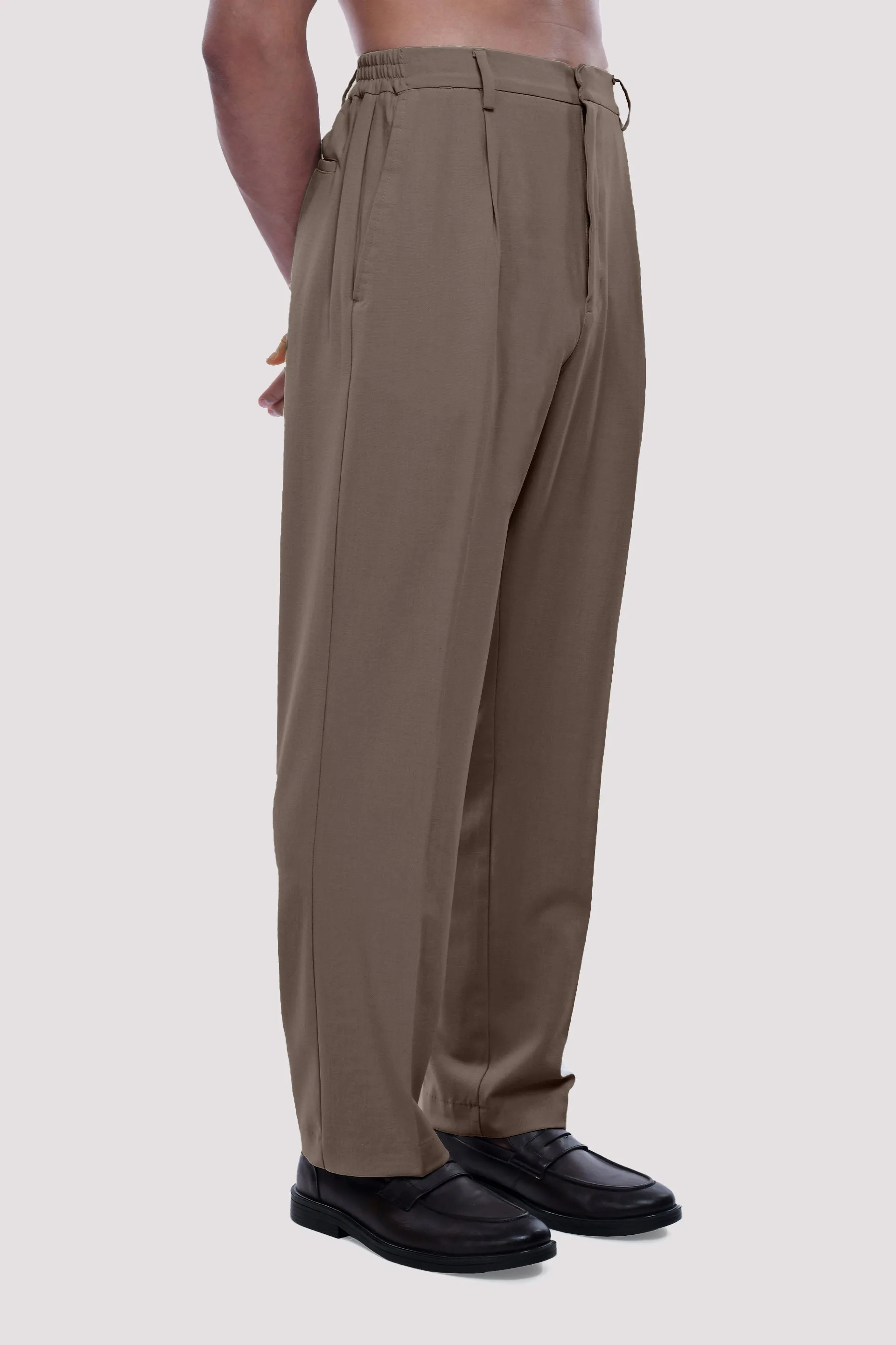 EASY IRON RELAXED TROUSERS IN BEIGE
