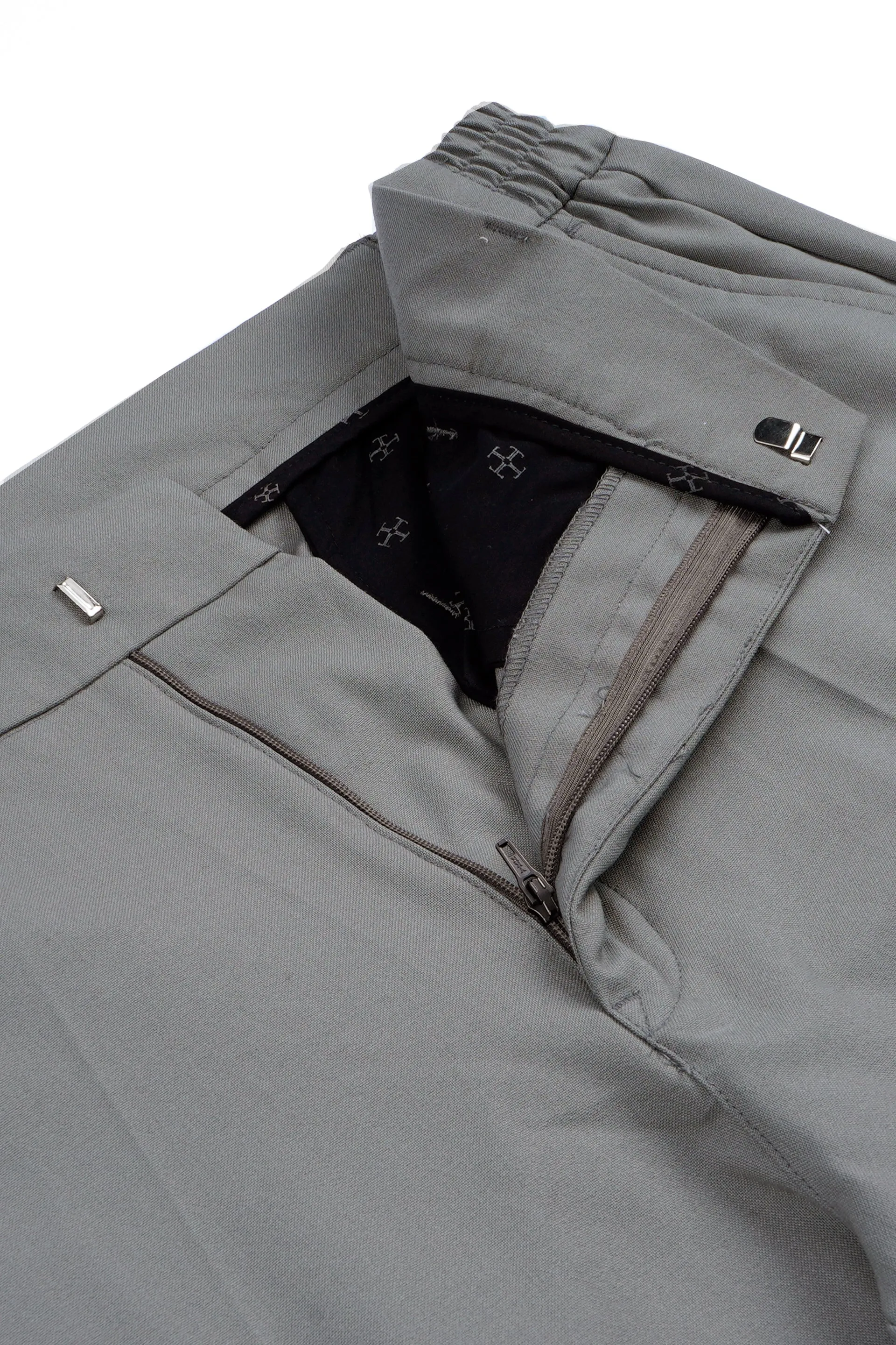 EASY IRON RELAXED TROUSERS IN GREY