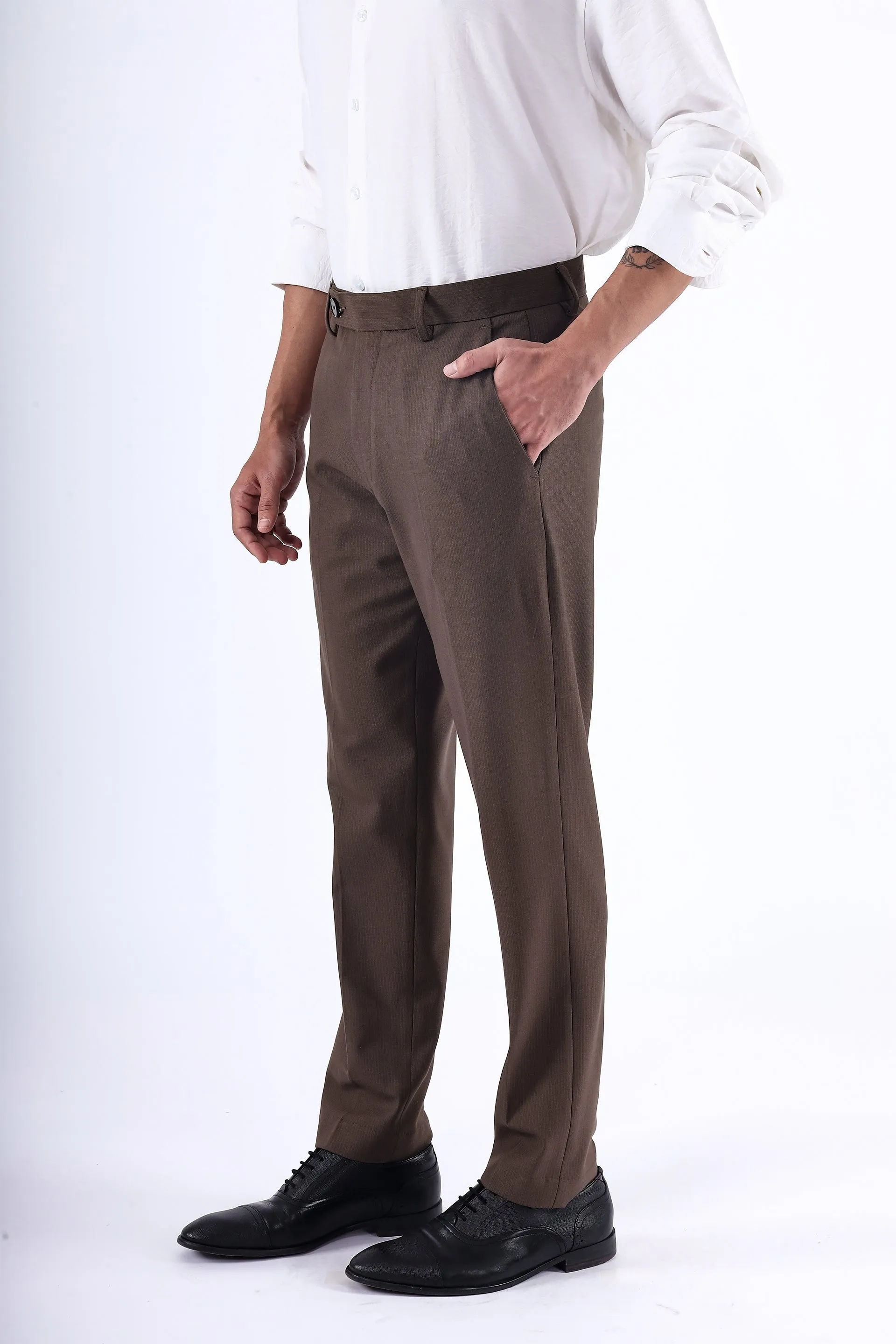 EASY IRON STRIPED FORMAL PANTS IN BROWN