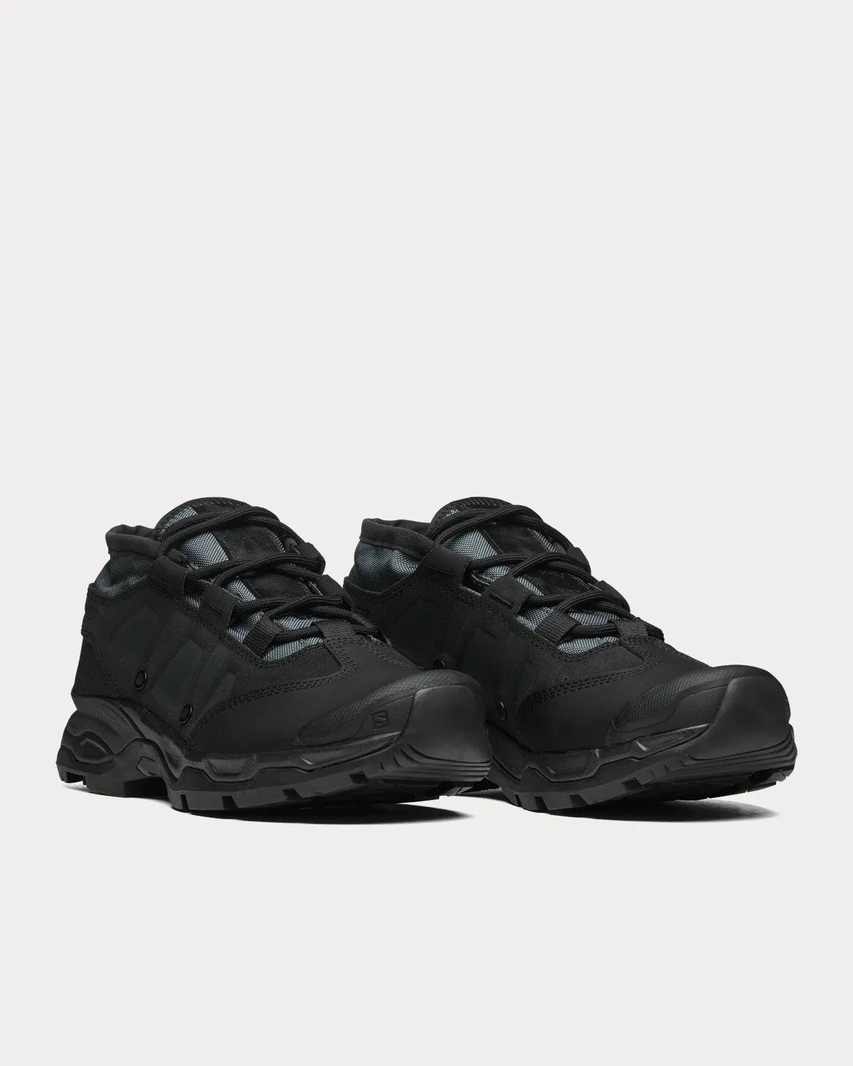 Jungle Ultra Low Advanced Black / Magnet / Ebony Low Top Sneakers