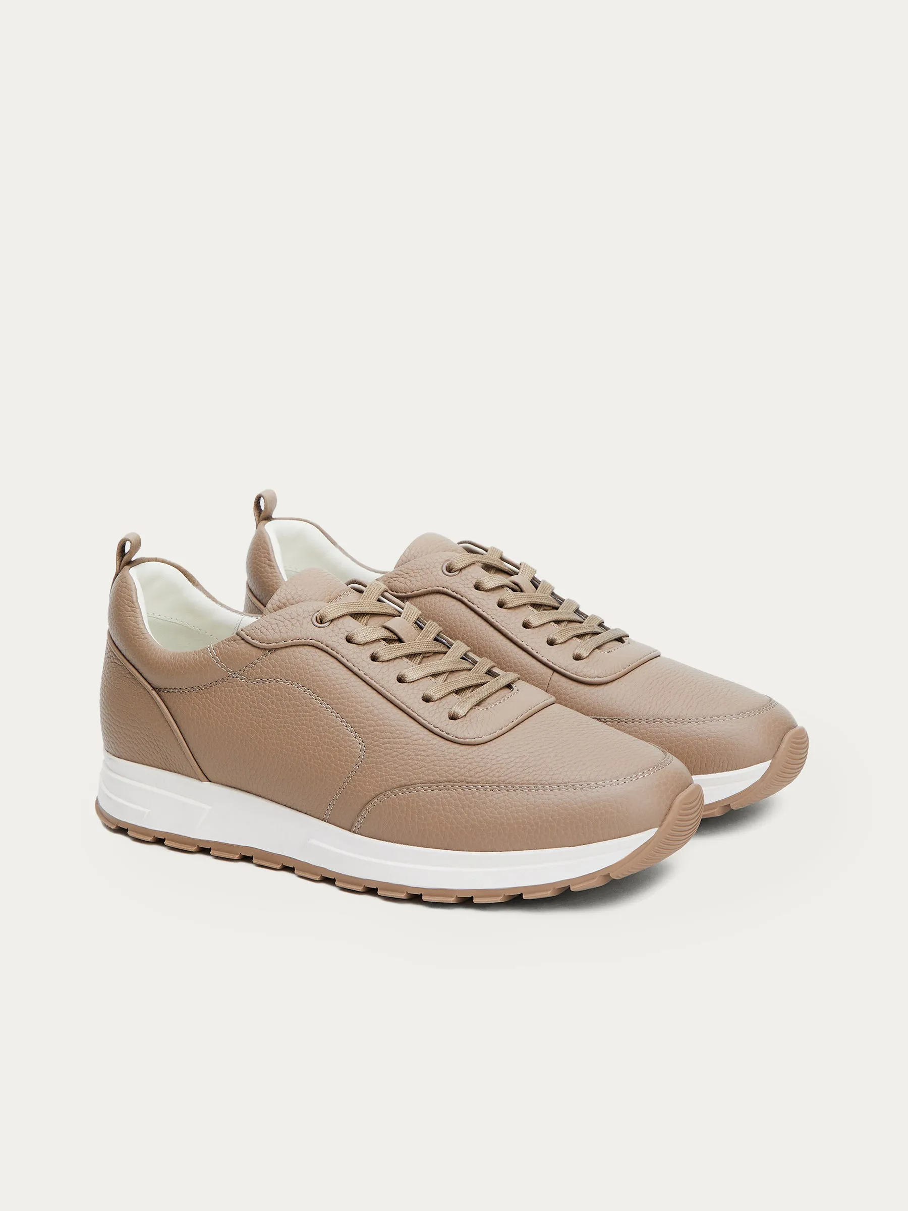 Leather sneakers