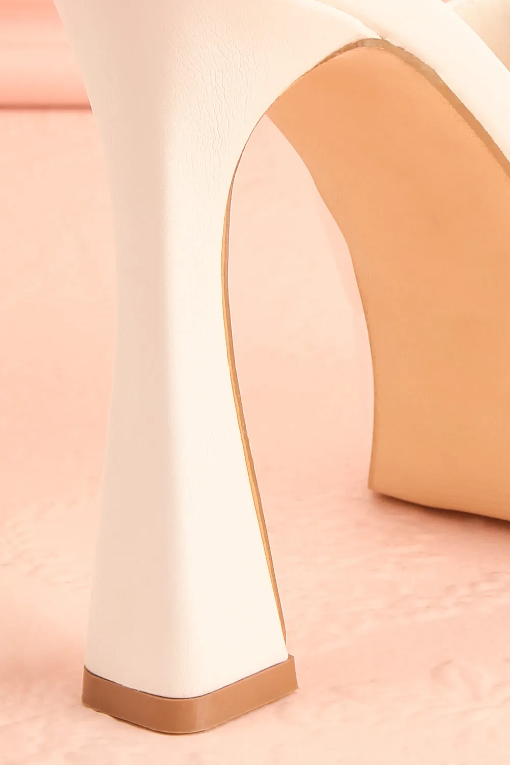 Nerthus White | High Heel Sandals