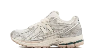 New Balance 1906R Silver Metallic Cream