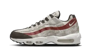 Nike Air Max 95 SE Social FC