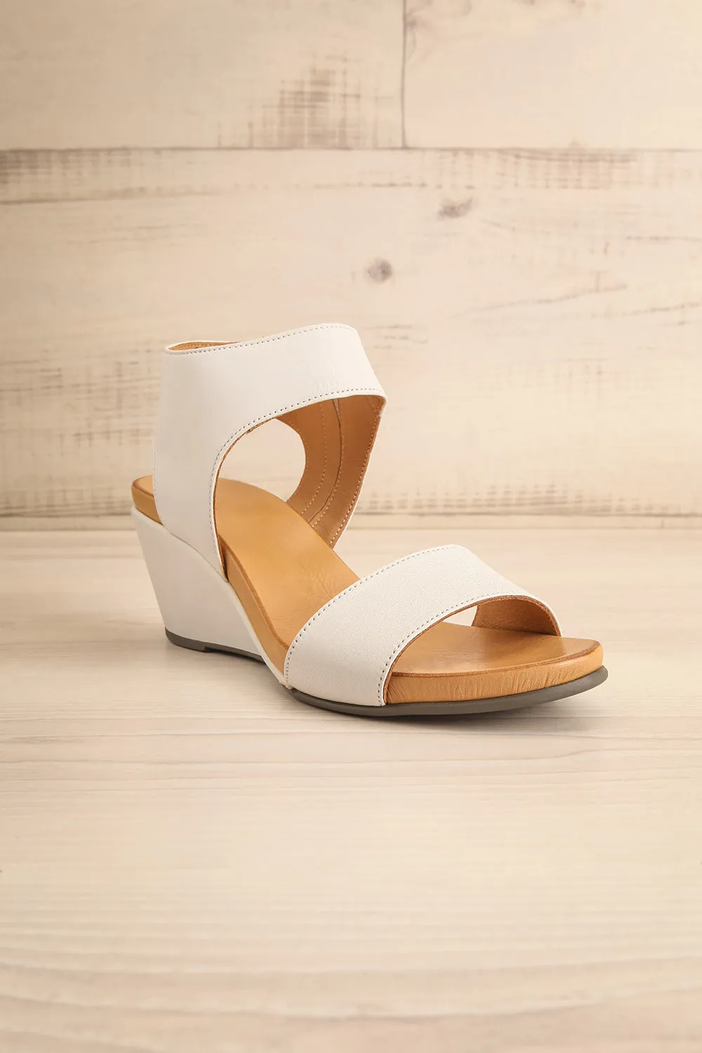 Quainton White | Wedge Sandals