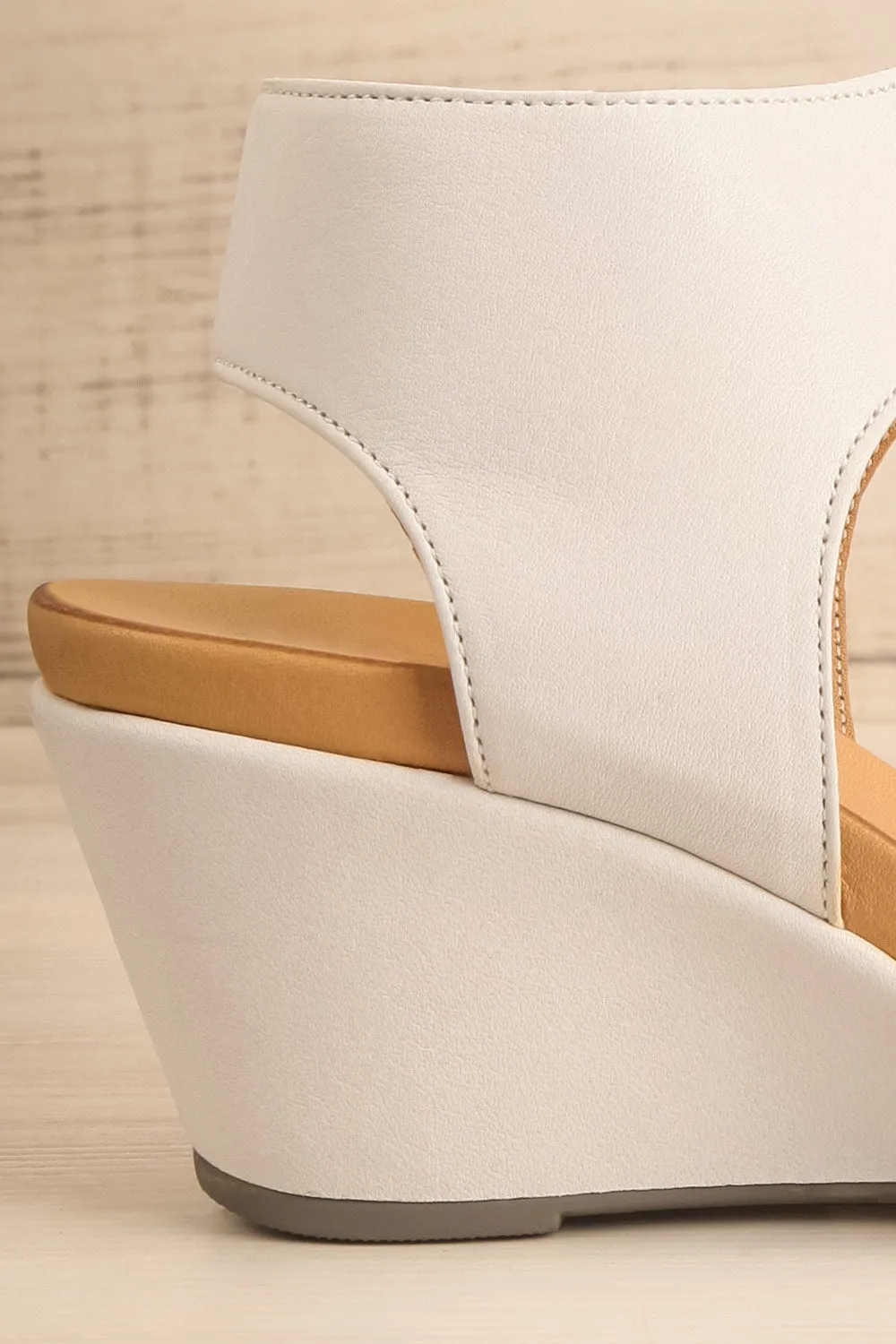 Quainton White | Wedge Sandals