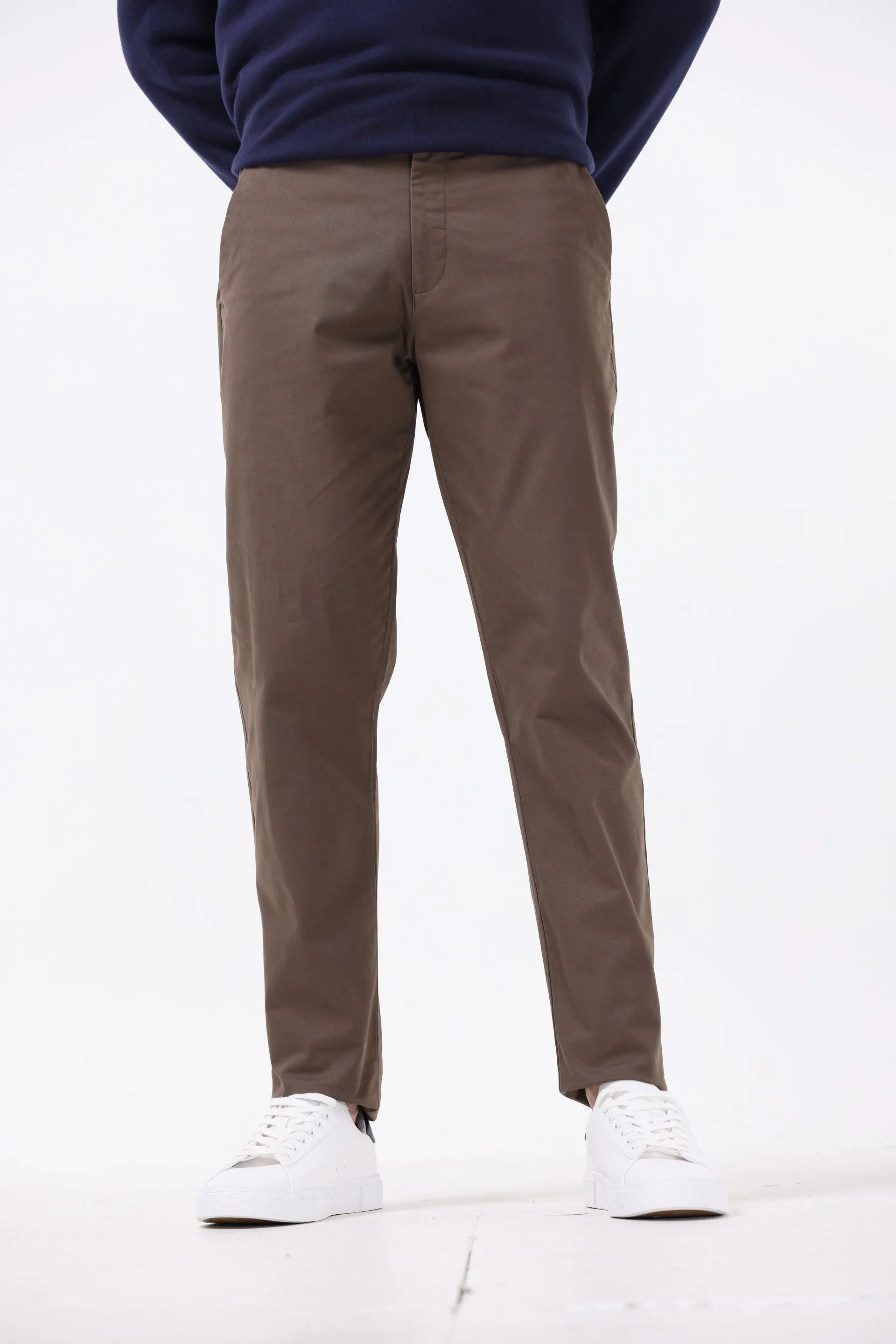 SIGNATURE CHINOS IN COFFEE