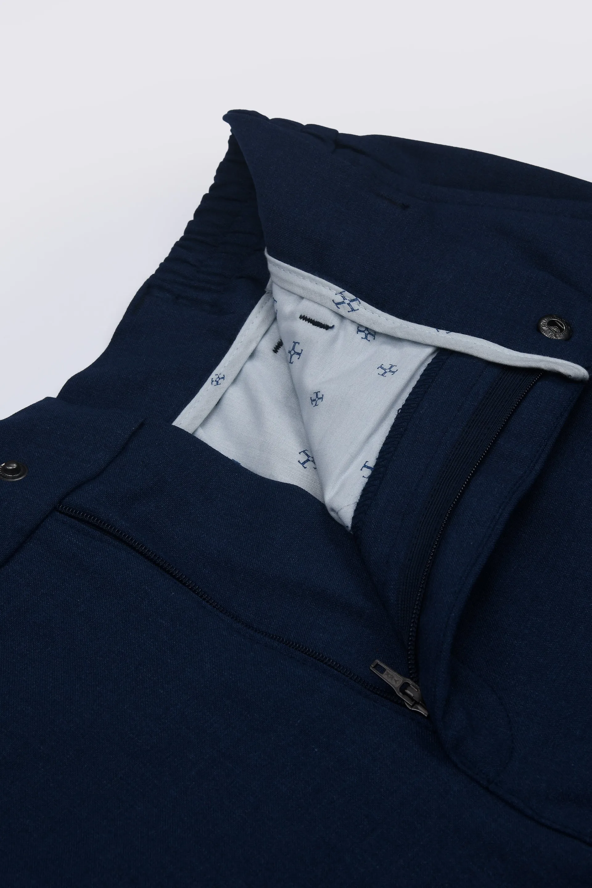 SOFT IRON RELAXED TROUSERS IN BLUE