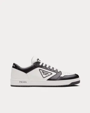 Sporty Leather Black / White Low Top Sneakers
