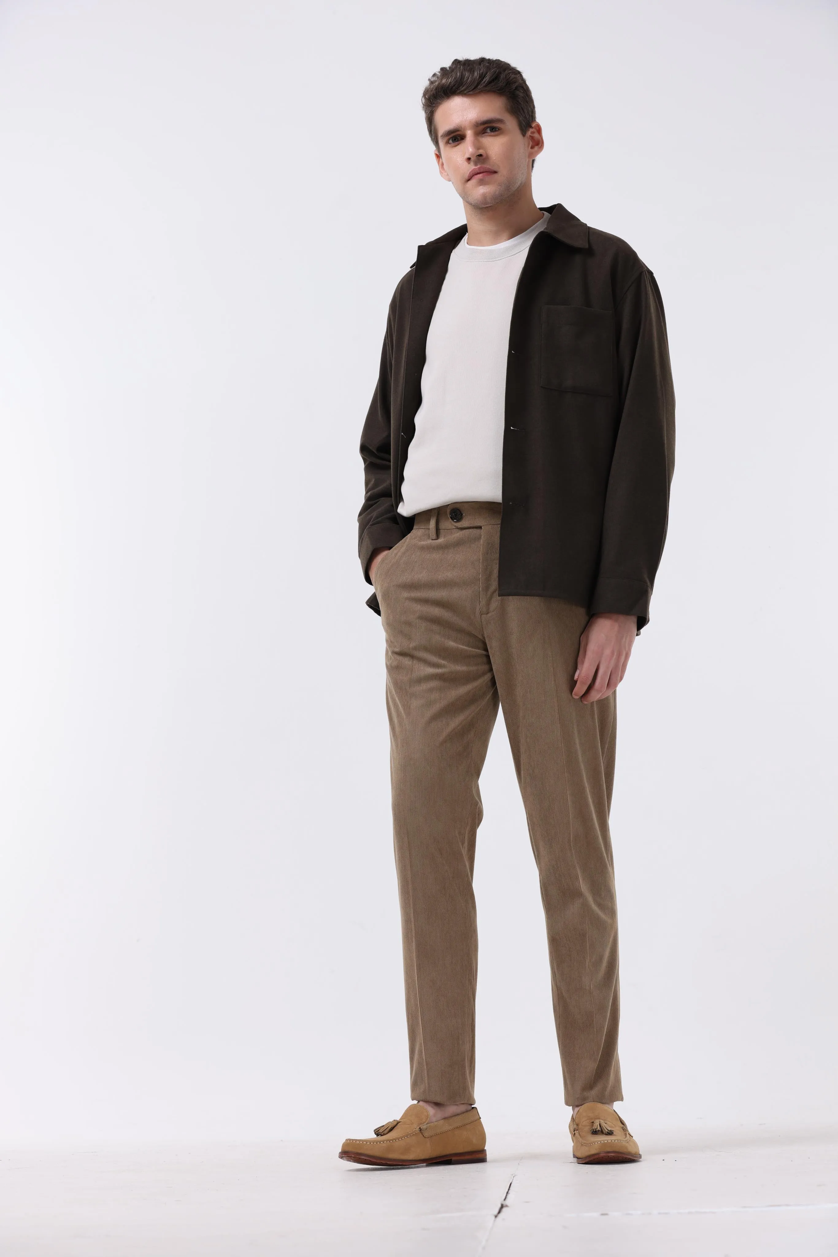 STATEMENT CORDUROY TROUSERS IN KHAKI