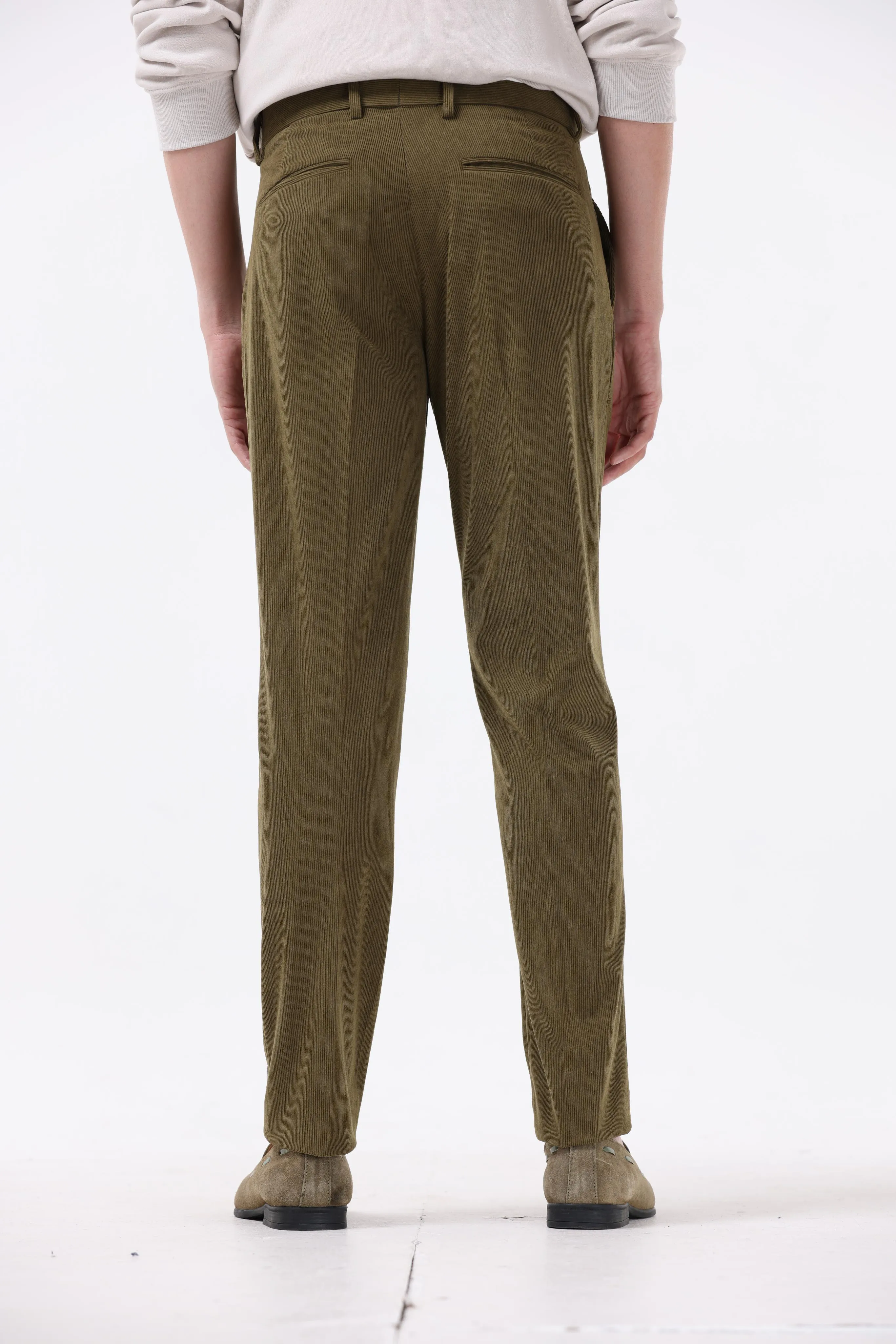 STATEMENT CORDUROY TROUSERS IN OAK